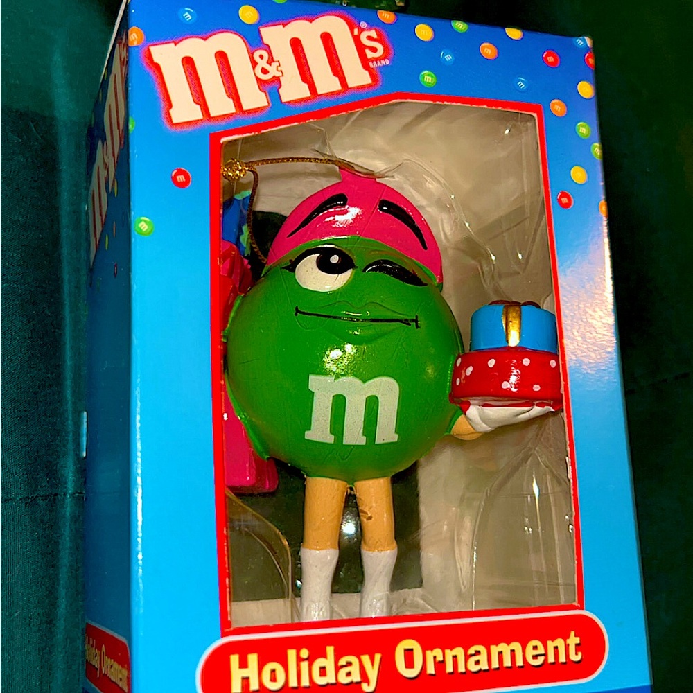 M&M holiday ornaments 6$ ea or 20$ all